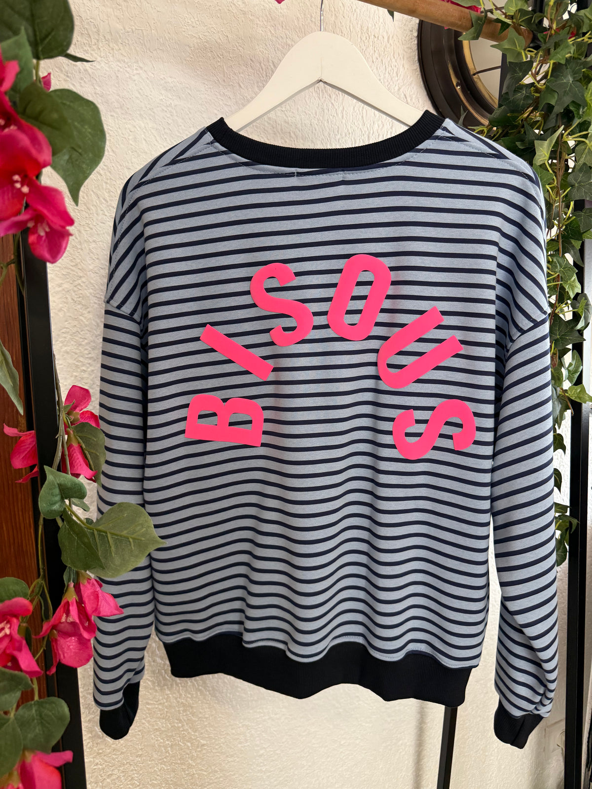 Sudadera Bisus 💋- Talla hasta 44