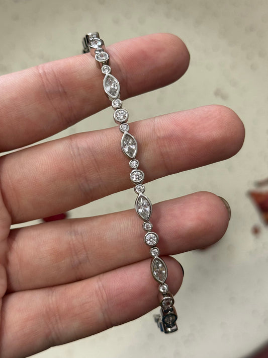 Pulsera Jewe 🌙 - Acero inoxidable & Circonitas