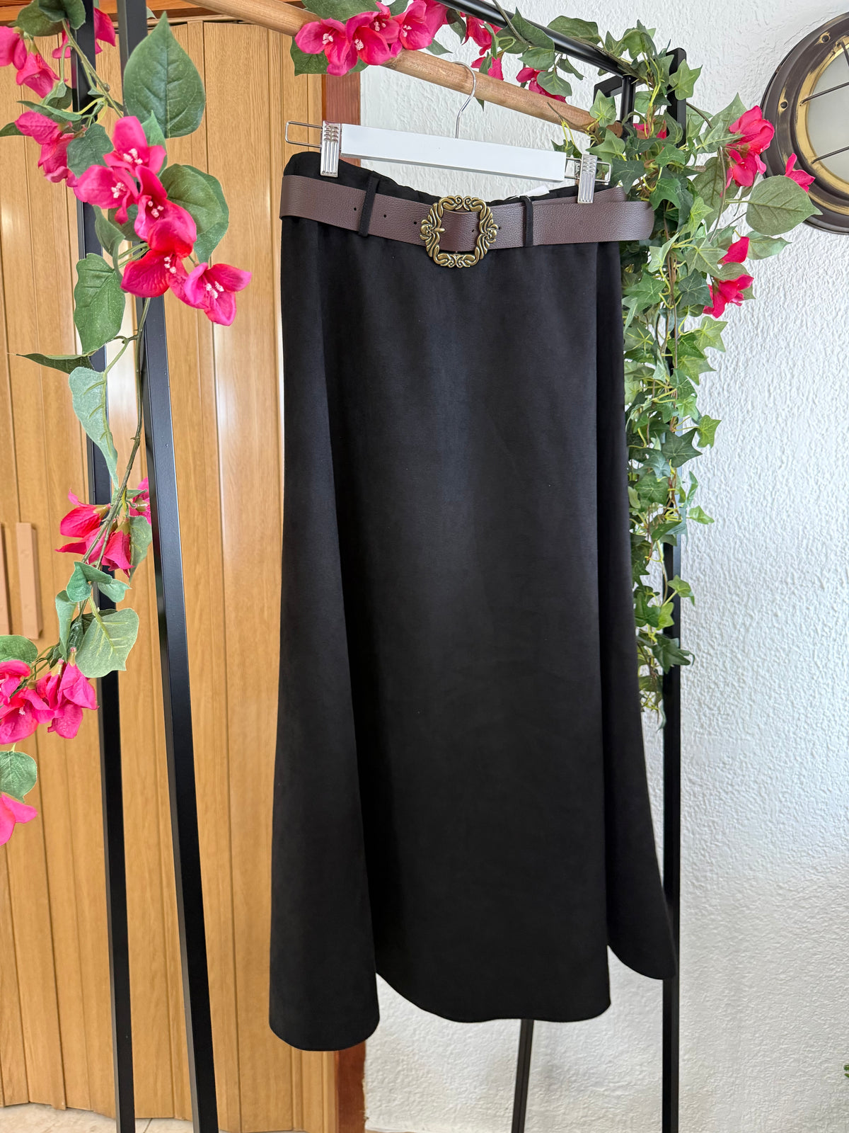 Falda Linda 🪶 - Talla hasta 40/42