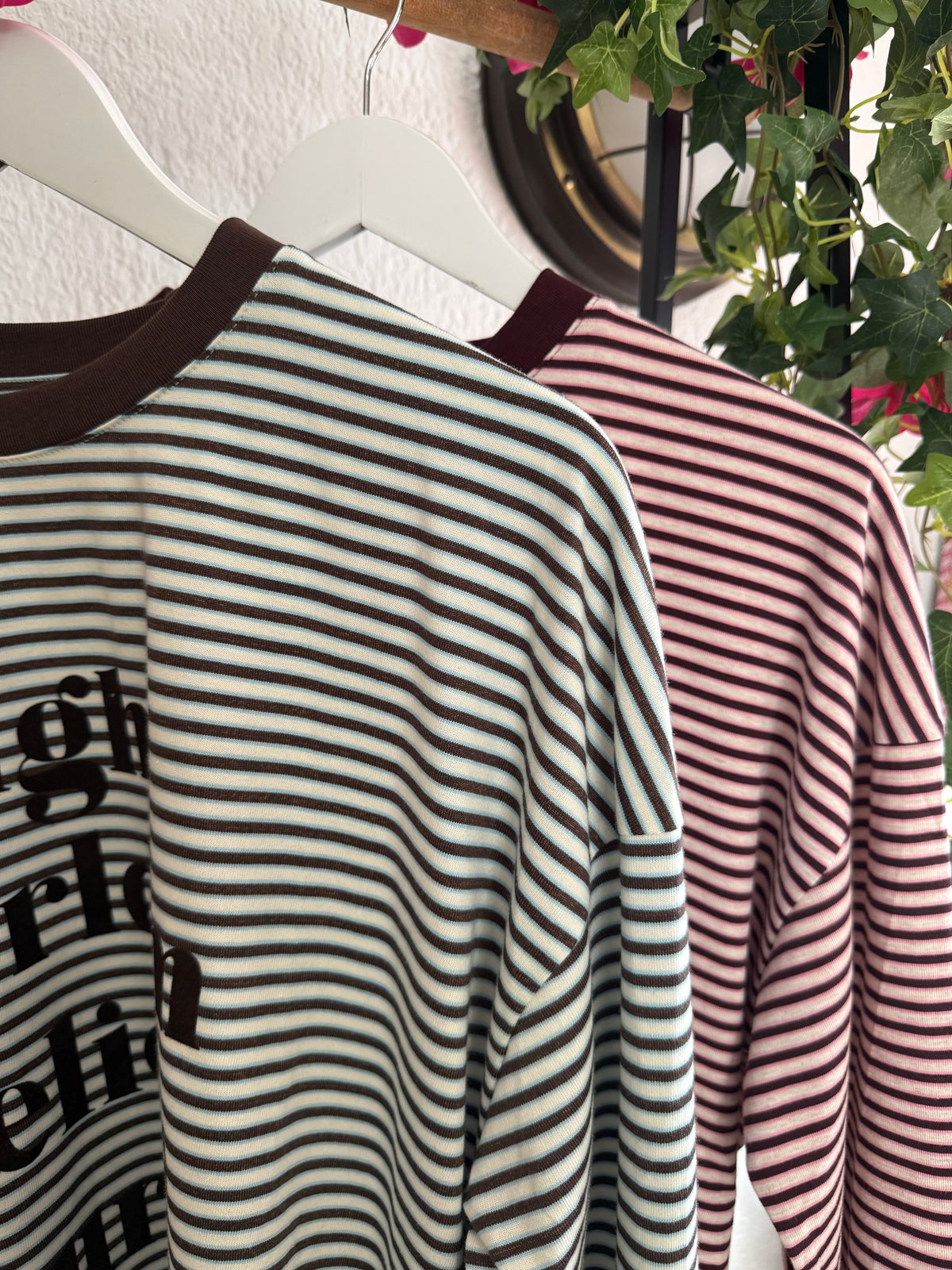 Camiseta Right World 🌸 - Talla hasta 44