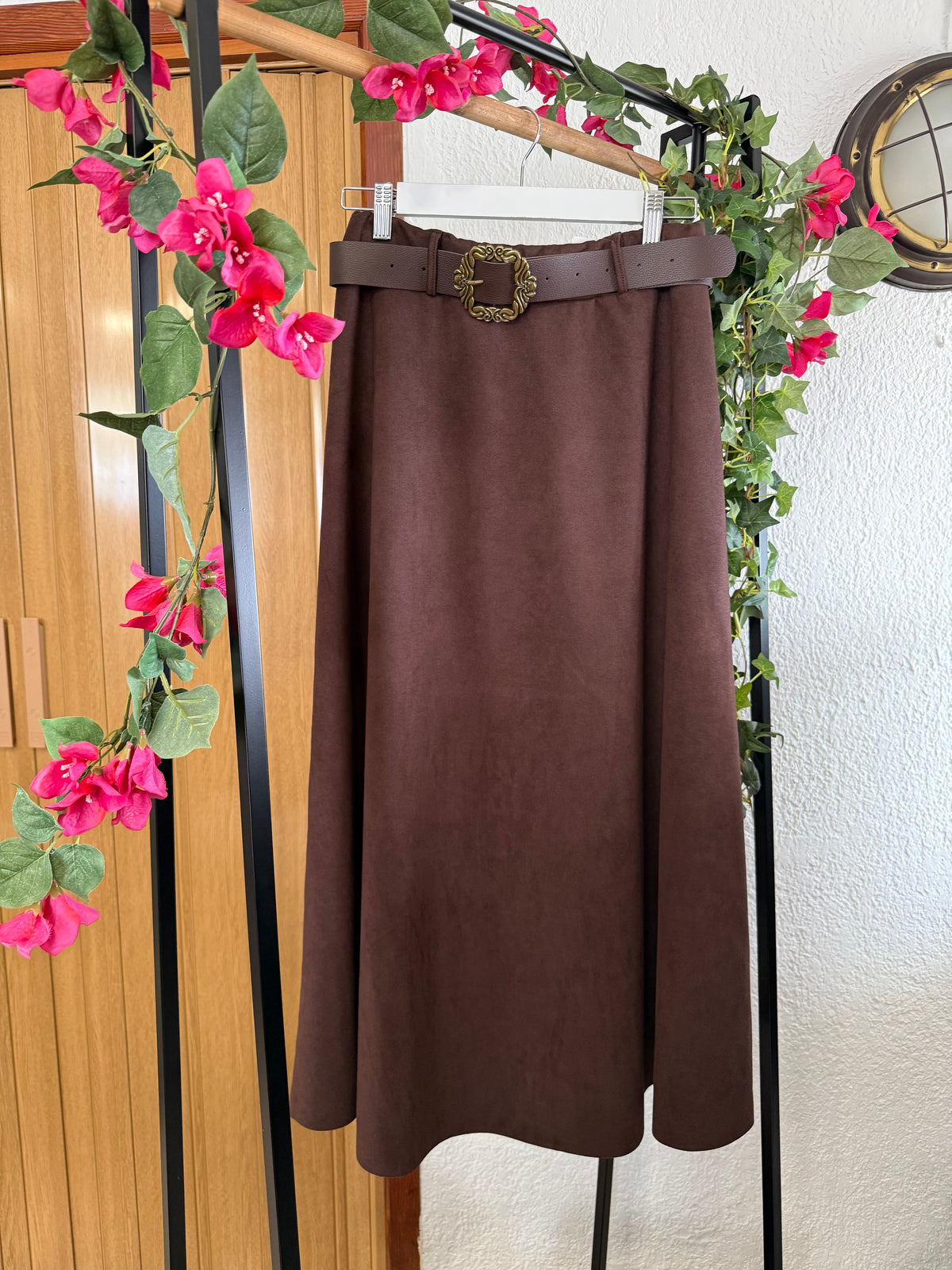 Falda Linda 🪶 - Talla hasta 40/42